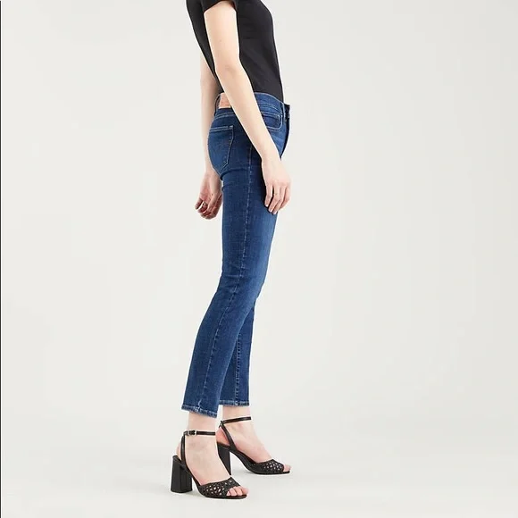 Levi’s Jeans - Picture 10 of 10